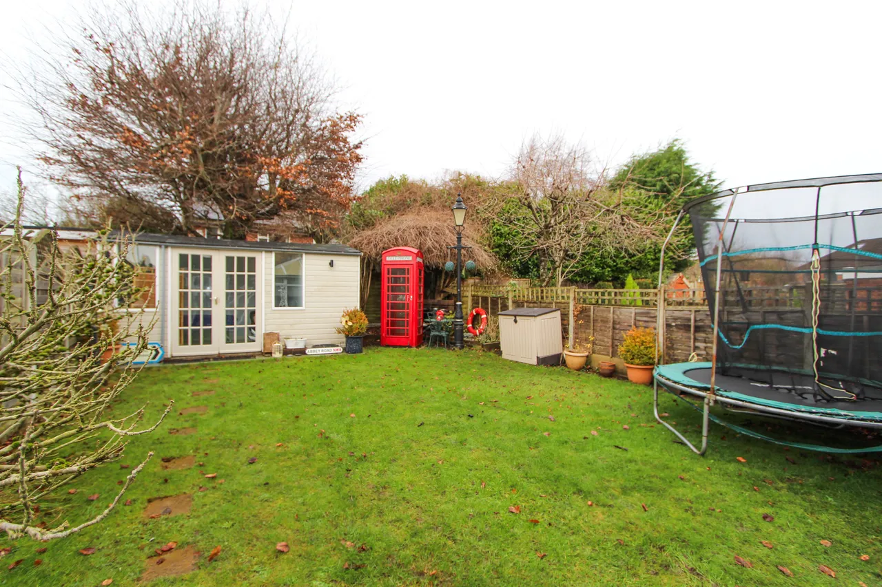 Mayfield Road, Streetly, Sutton Coldfield, Sutton Coldfield, B74 3PZ, photo 28