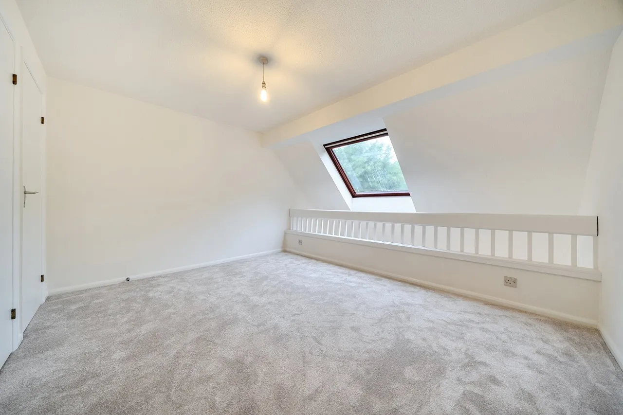 Grovelands Close, SE5, photo 14