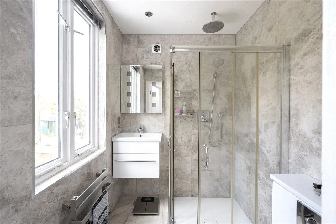 Kingsmead Road, London, SW2, photo 11