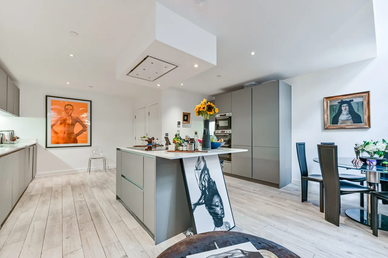 105c Camden Mews, London, photo 5