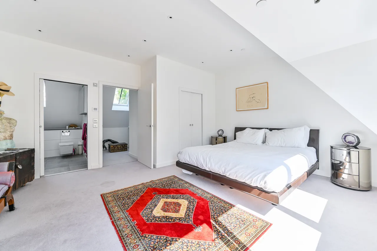 105c Camden Mews, London, photo 8