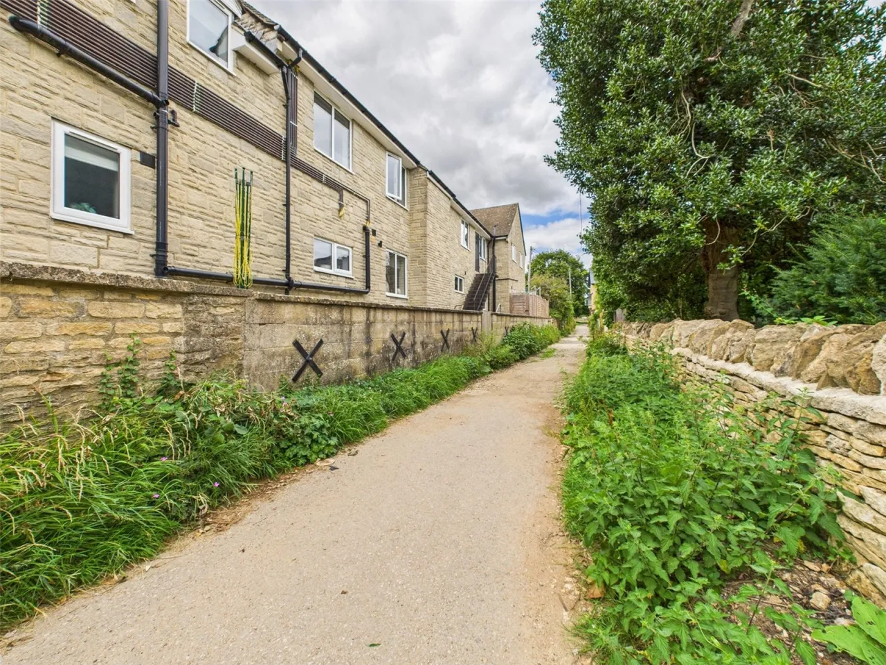 Ascott Road, Shipton-under-Wychwood, OX7, photo 9