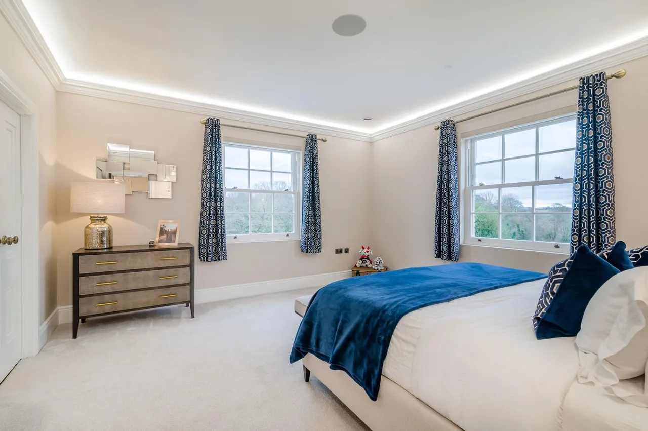 Raglan, Usk, NP15, photo 18