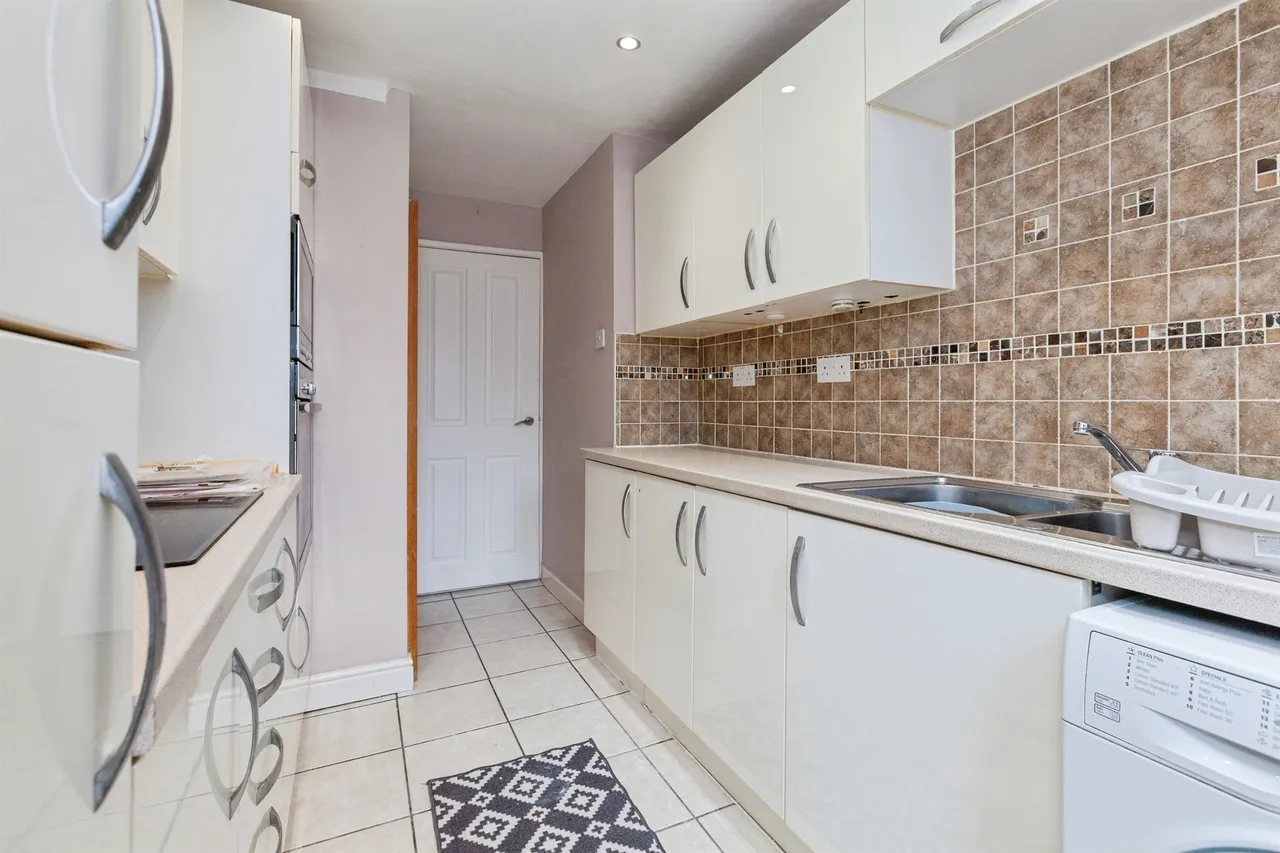 Oakpool Gardens, Leicester, LE2, photo 10