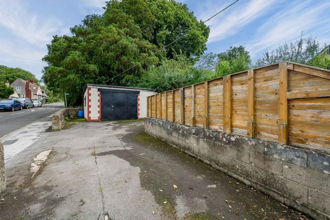 Netherfield Road, High Peak, photo 33