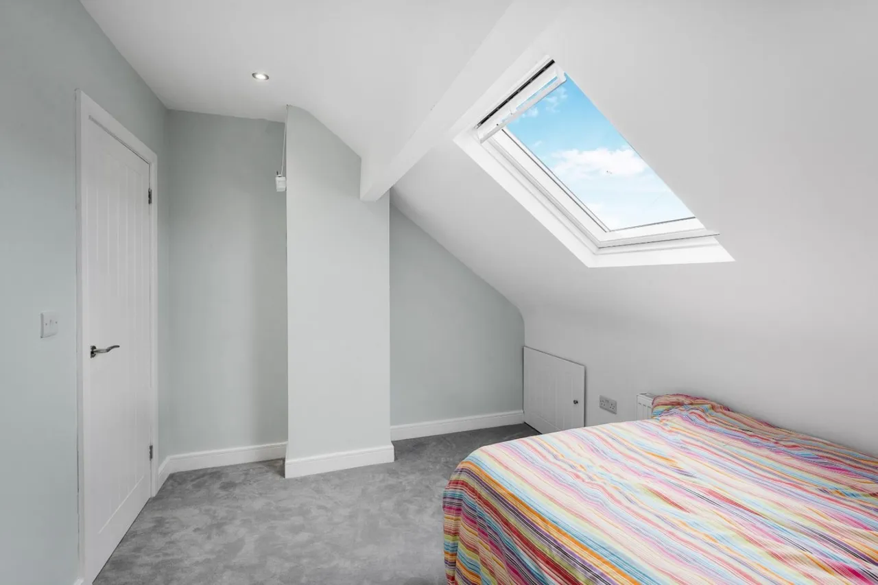 Red Hall Garth, Leeds, LS14, photo 22