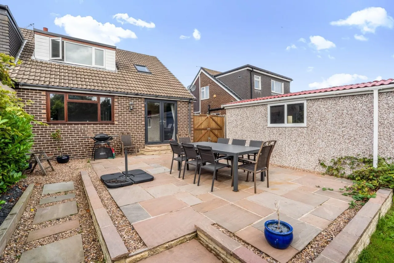 Red Hall Garth, Leeds, LS14, photo 20