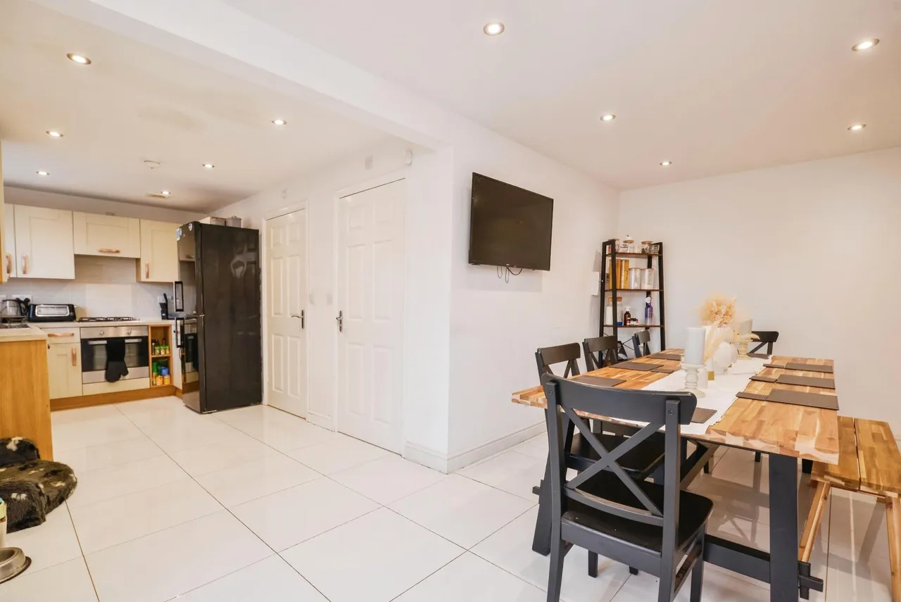 Kingsbridge Crescent, Middlesbrough, TS5, photo 6