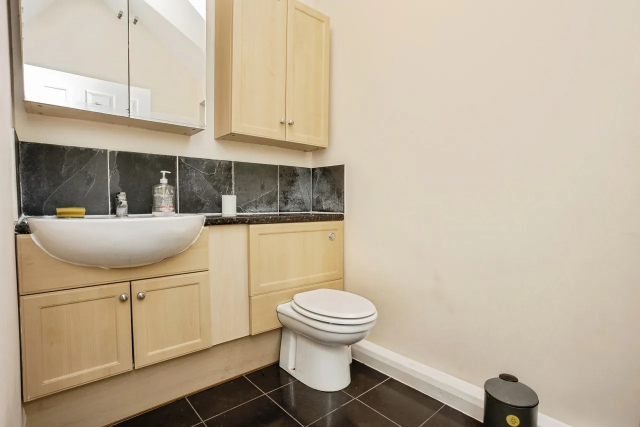 Loughborough Road, West Bridgford, NG2, photo 14