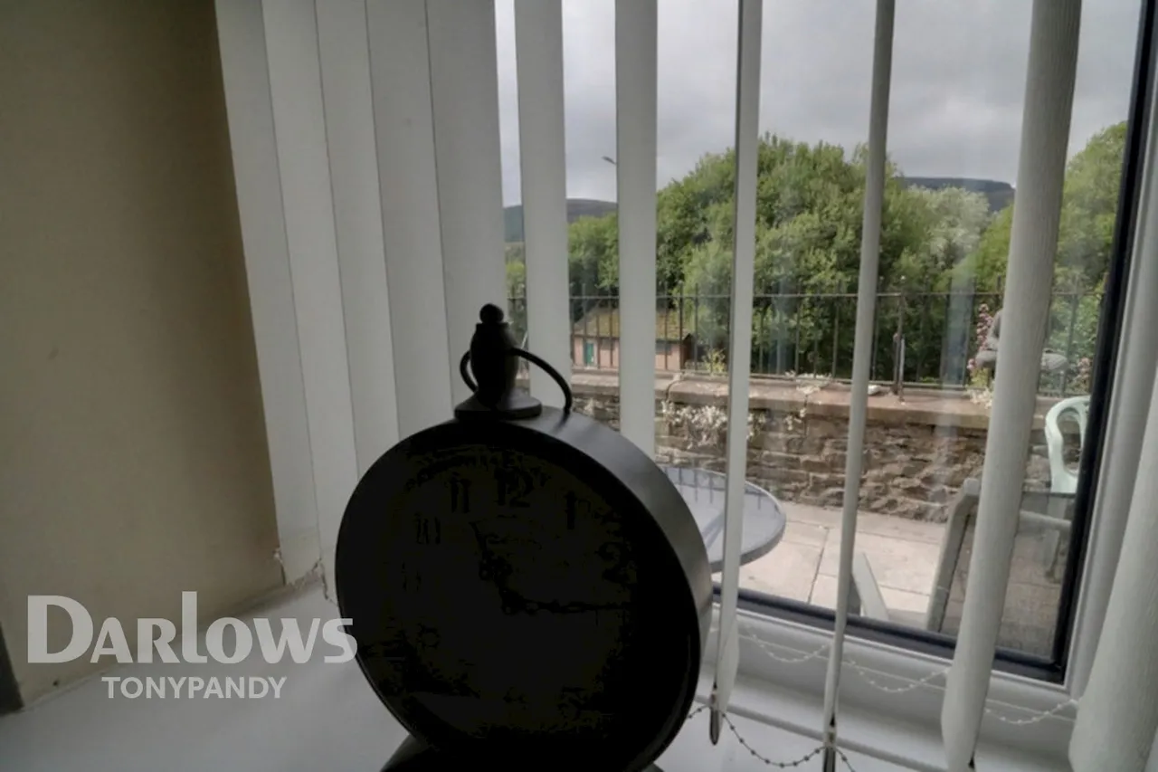 Ystrad Road, Pentre, CF41, photo 9