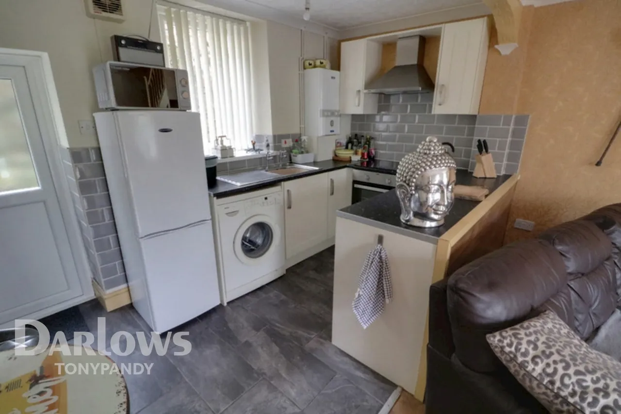 Ystrad Road, Pentre, CF41, photo 7