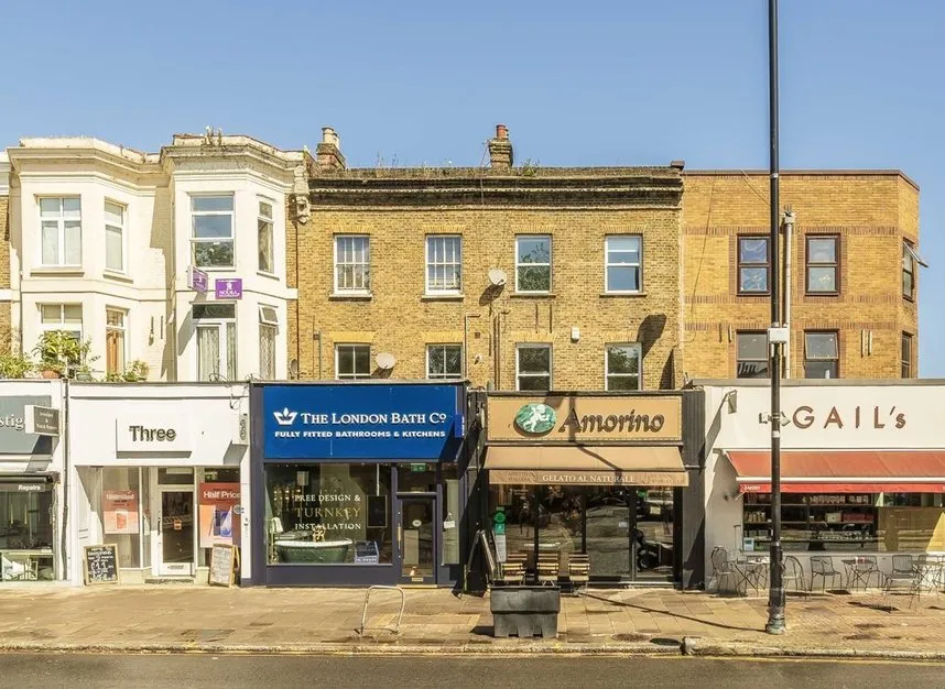 1 bed flat to rent, Chiswick High Road, Chiswick, W4