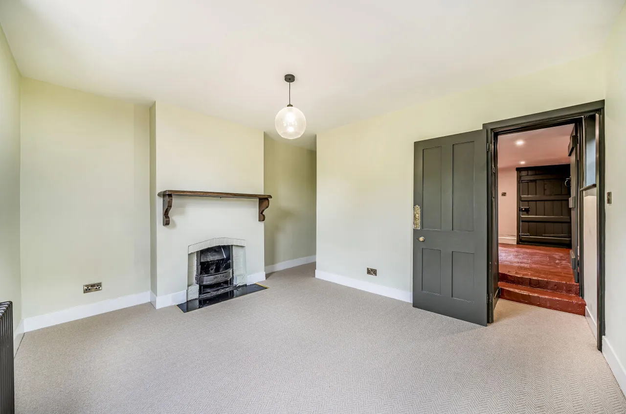 Lower Road, Forest Row, East Sussex, RH18 5HE, photo 3
