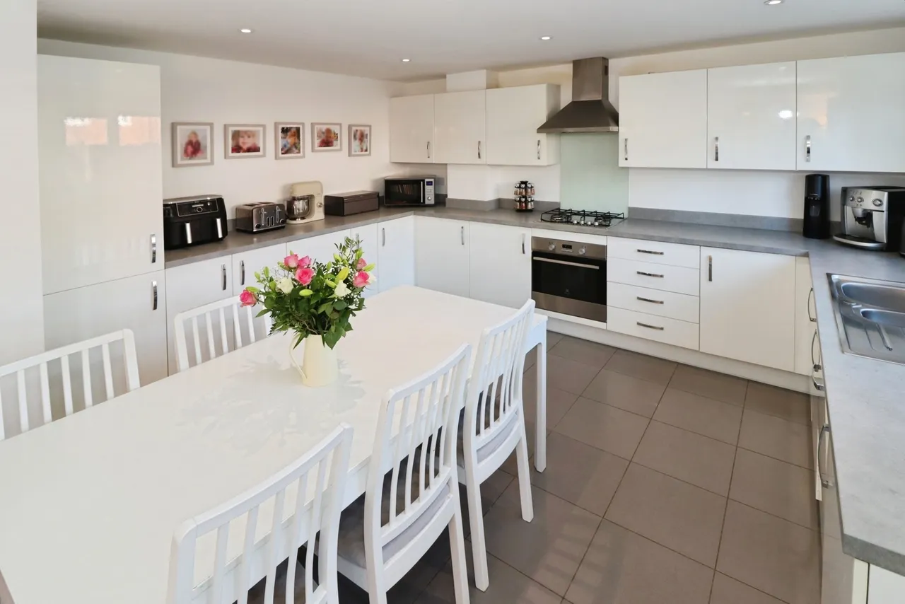 Slade Baker Way, Scholars Chase, Bristol, BS16, photo 3