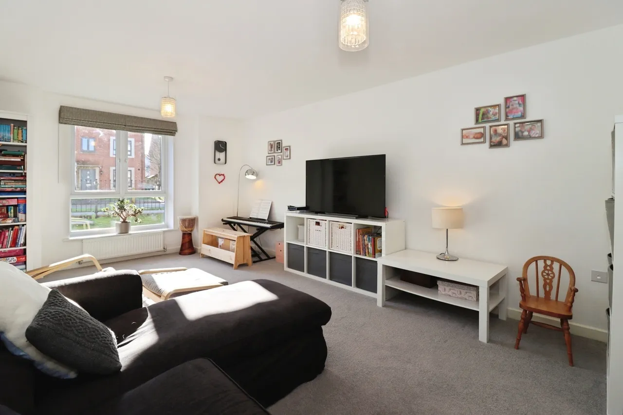 Slade Baker Way, Scholars Chase, Bristol, BS16, photo 7