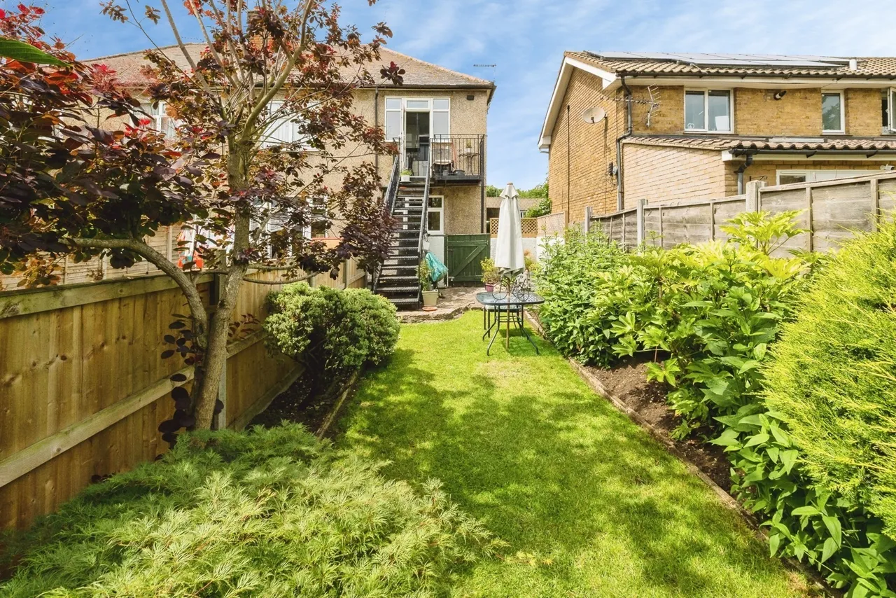 Lechmere Avenue, Woodford Green, IG8, photo 10