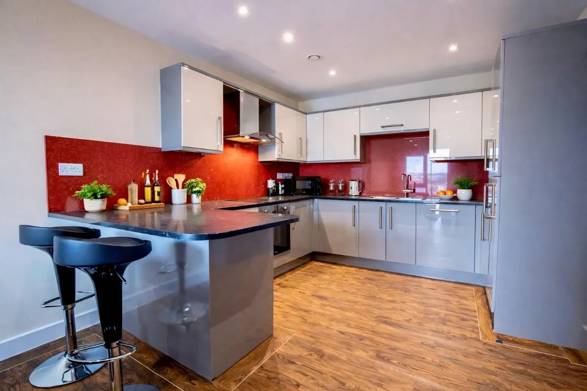2 bed flat to rent, Ecco