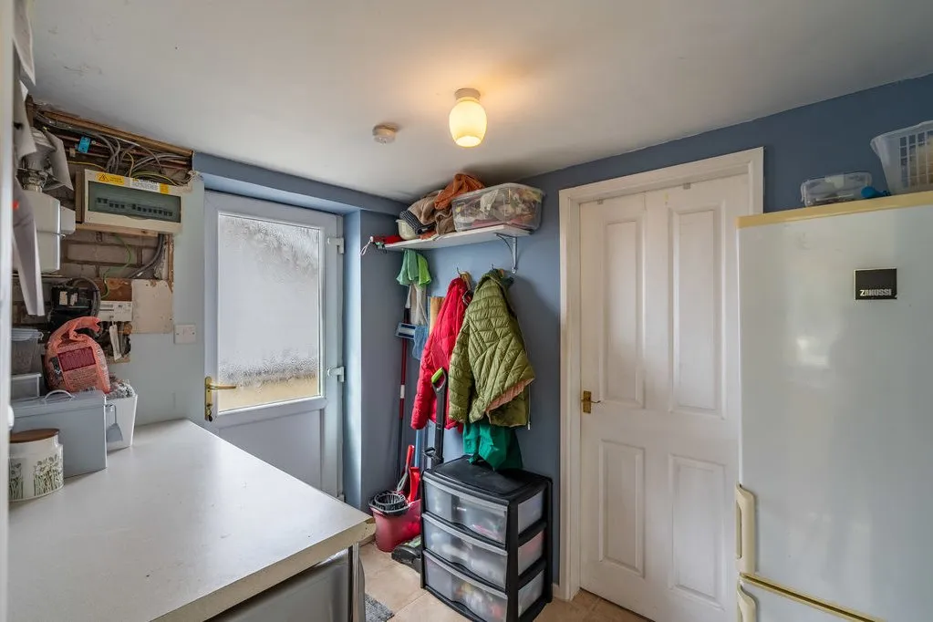 Walton Avenue, Much Wenlock, Shropshire TF13 6HA, photo 15