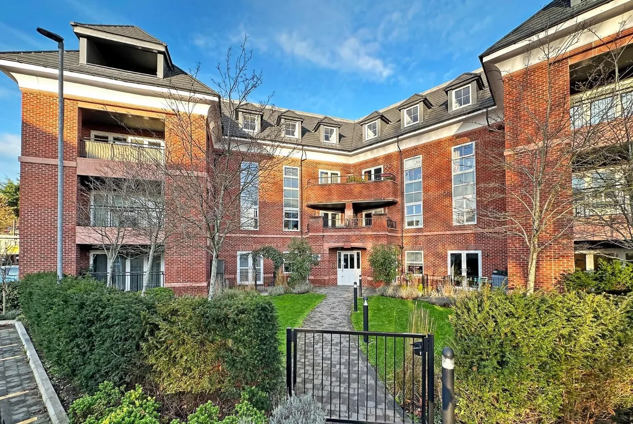 Baker Street, Timperley, Cheshire WA15 7BP, photo 14