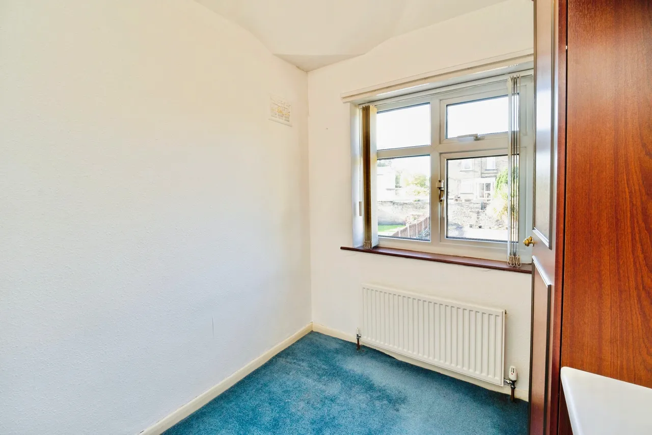 St. Wilfrids Crescent, Bradford, BD7, photo 14