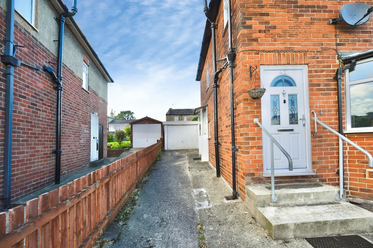 St. Wilfrids Crescent, Bradford, BD7, photo 20