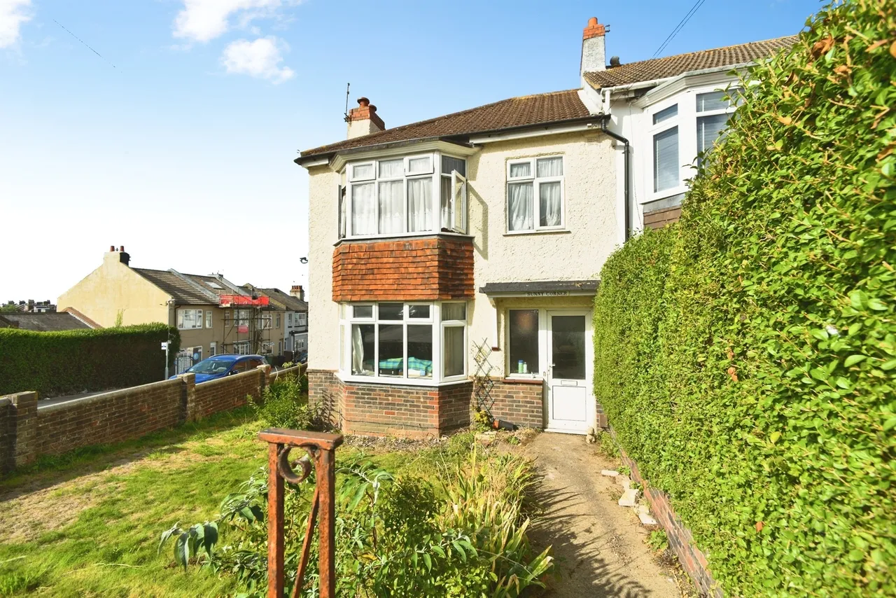 3 bed house for sale, Nesbitt Road, Brighton, BN2