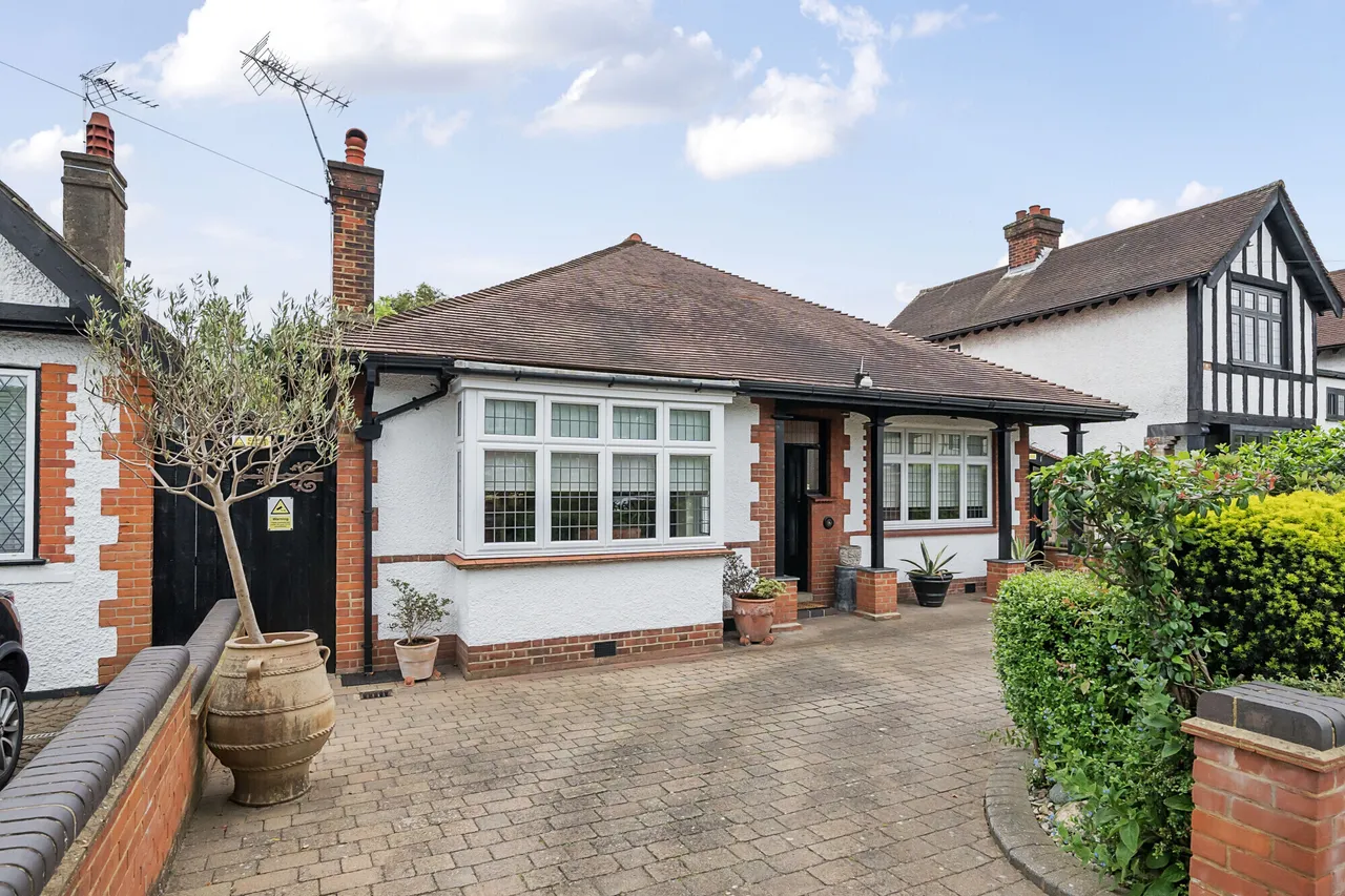 Myddelton Park, London, N20, photo 20