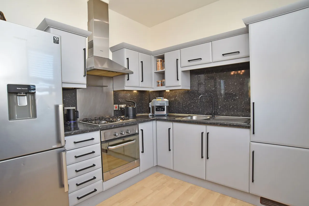 Commercial Street, Harrogate, HG1, photo 3