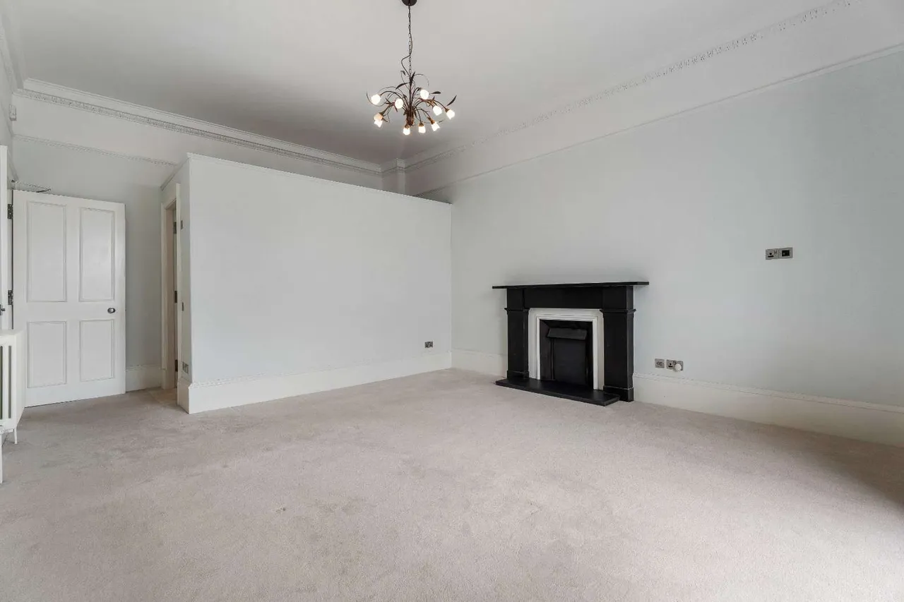 Atholl Crescent, West End, Edinburgh, Midlothian, EH3 8HQ, photo 12