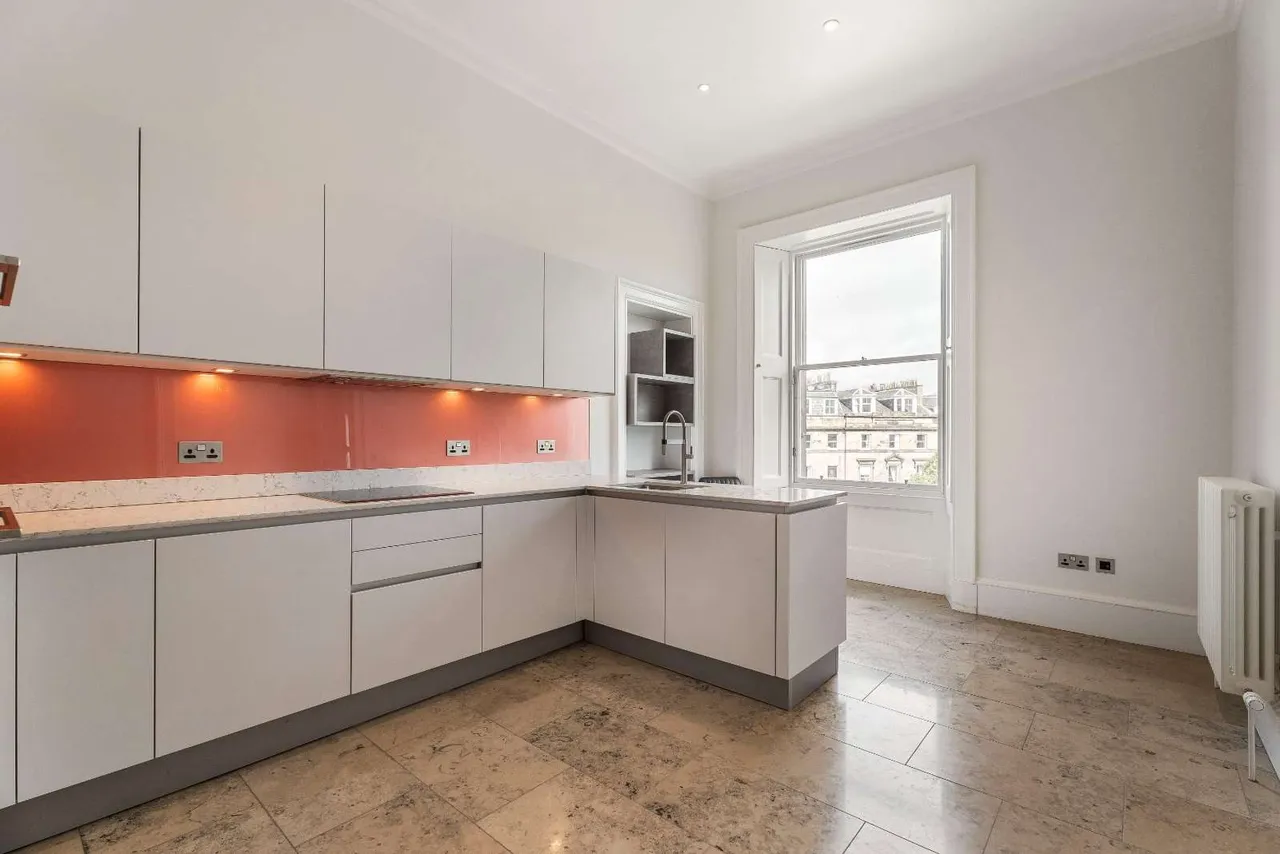 Atholl Crescent, West End, Edinburgh, Midlothian, EH3 8HQ, photo 9