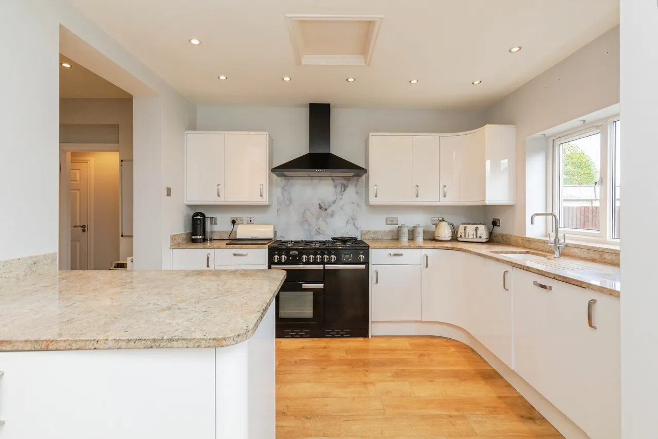 Newcombe Road, Bristol, photo 5