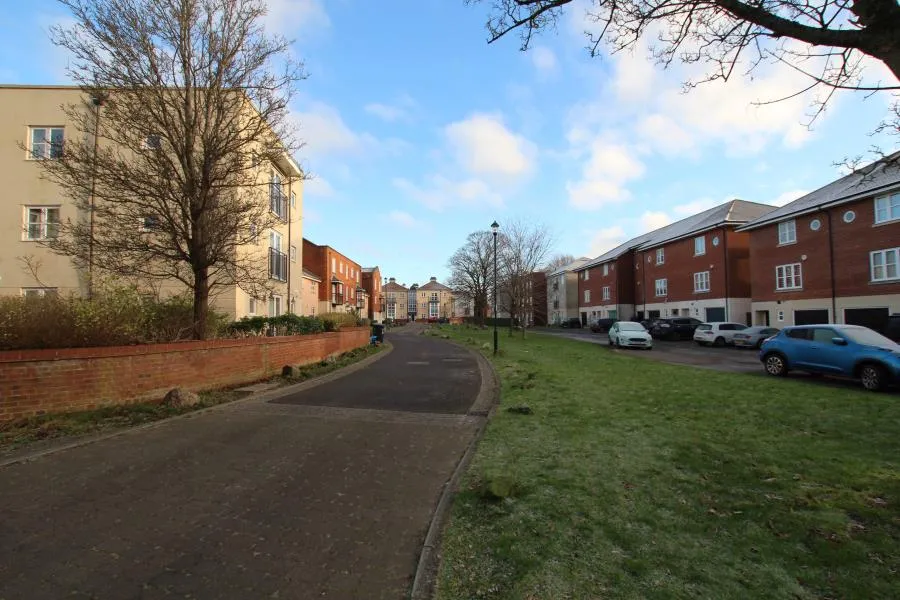 Strathearn Drive, Royal Victoria Park, BS10, photo 12