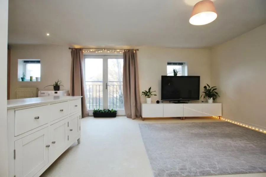 Strathearn Drive, Royal Victoria Park, BS10, photo 2