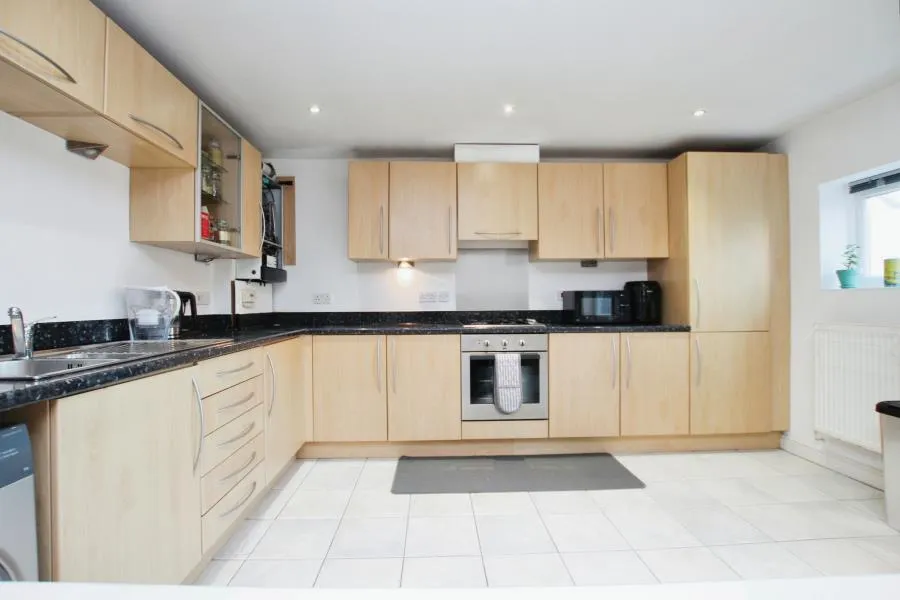 Strathearn Drive, Royal Victoria Park, BS10, photo 4