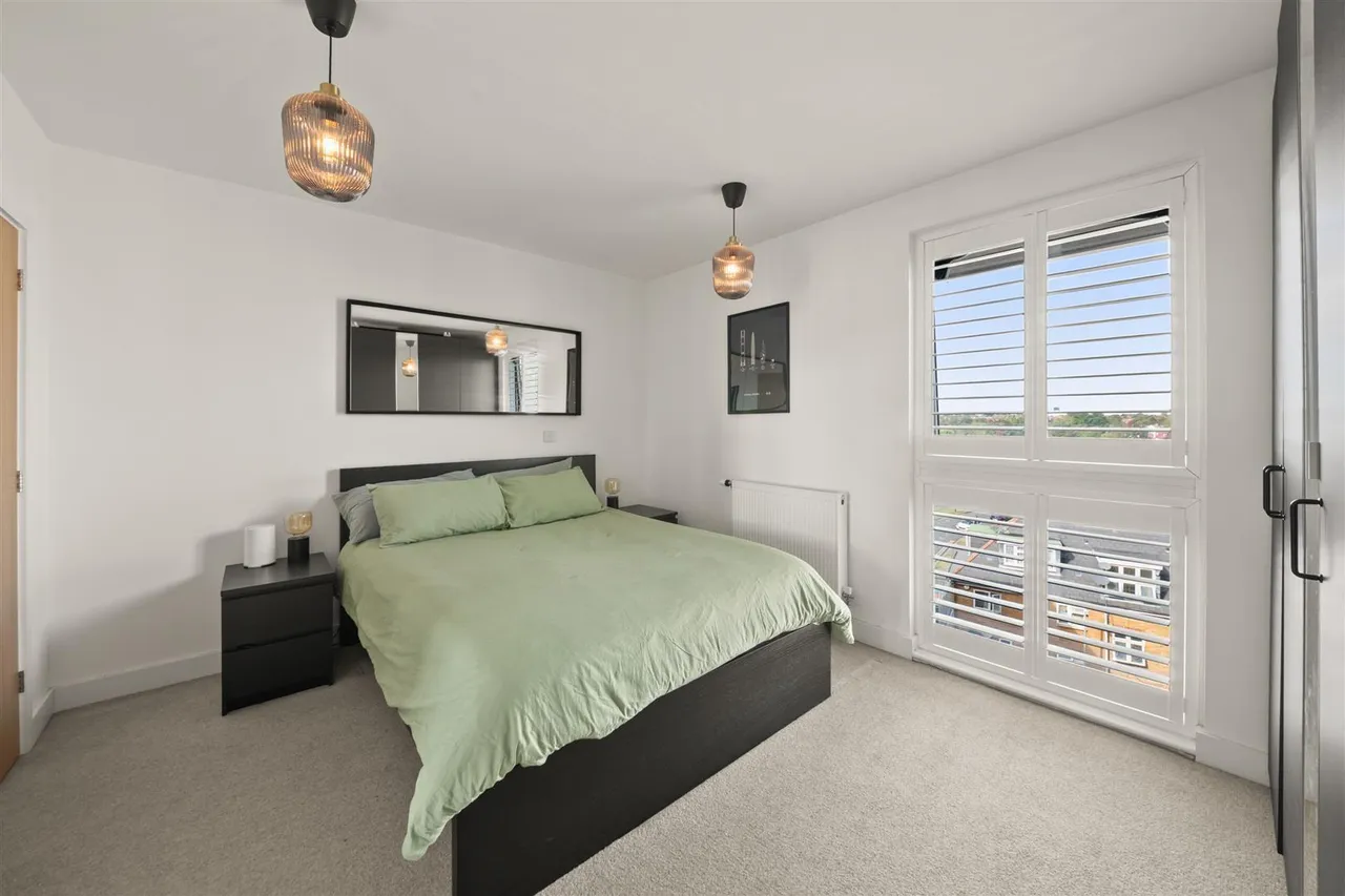 London Road, Isleworth, photo 8