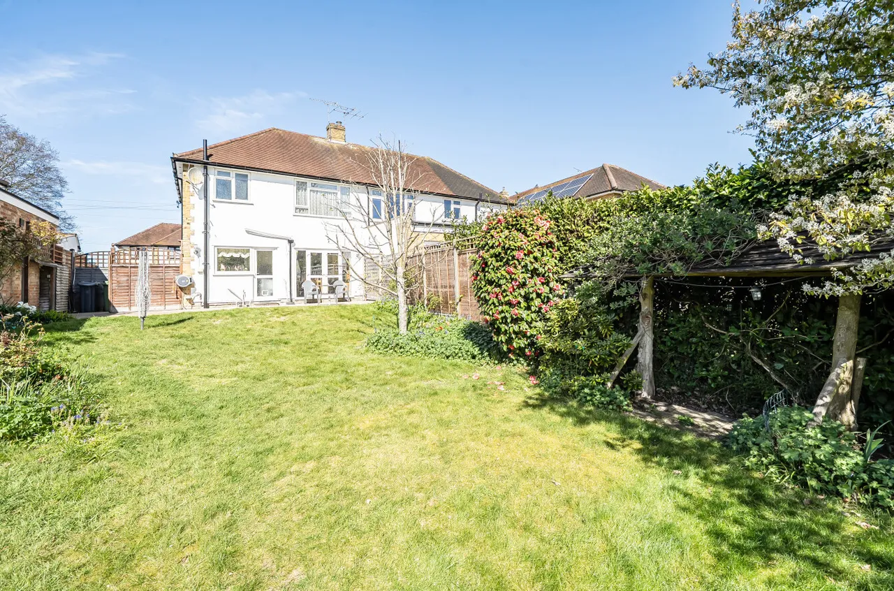 Le Marchant Road, Frimley, Camberley, Surrey, GU16 8RW, photo 11