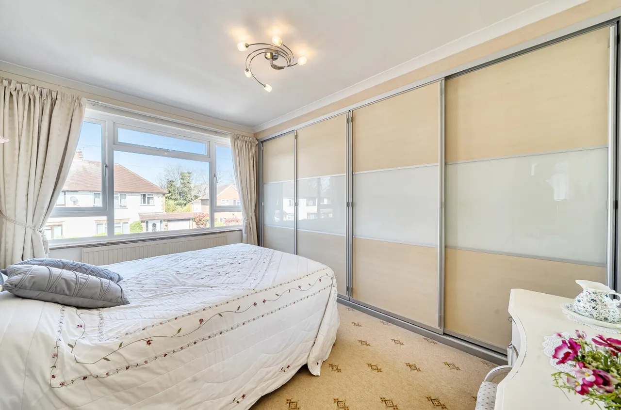 Le Marchant Road, Frimley, Camberley, Surrey, GU16 8RW, photo 12