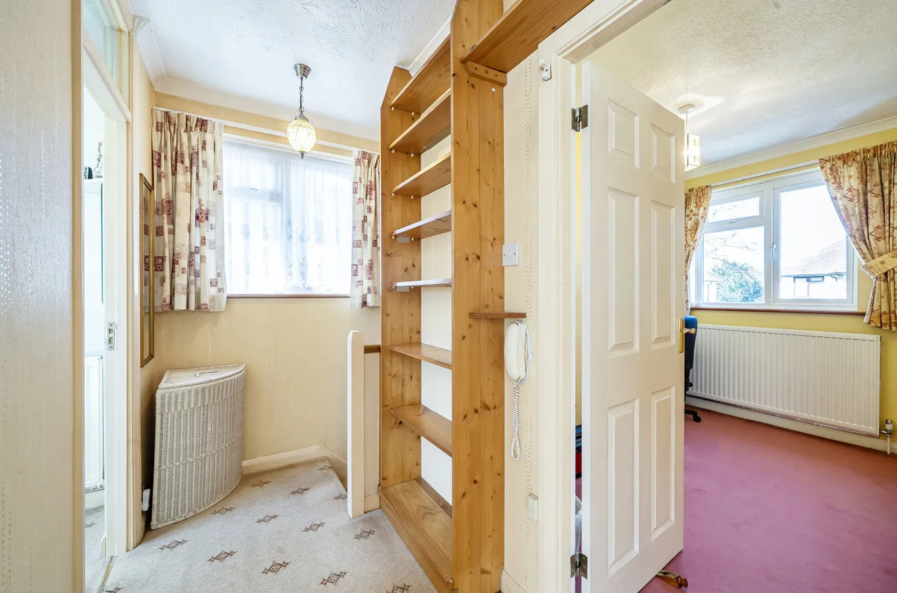 Le Marchant Road, Frimley, Camberley, Surrey, GU16 8RW, photo 14