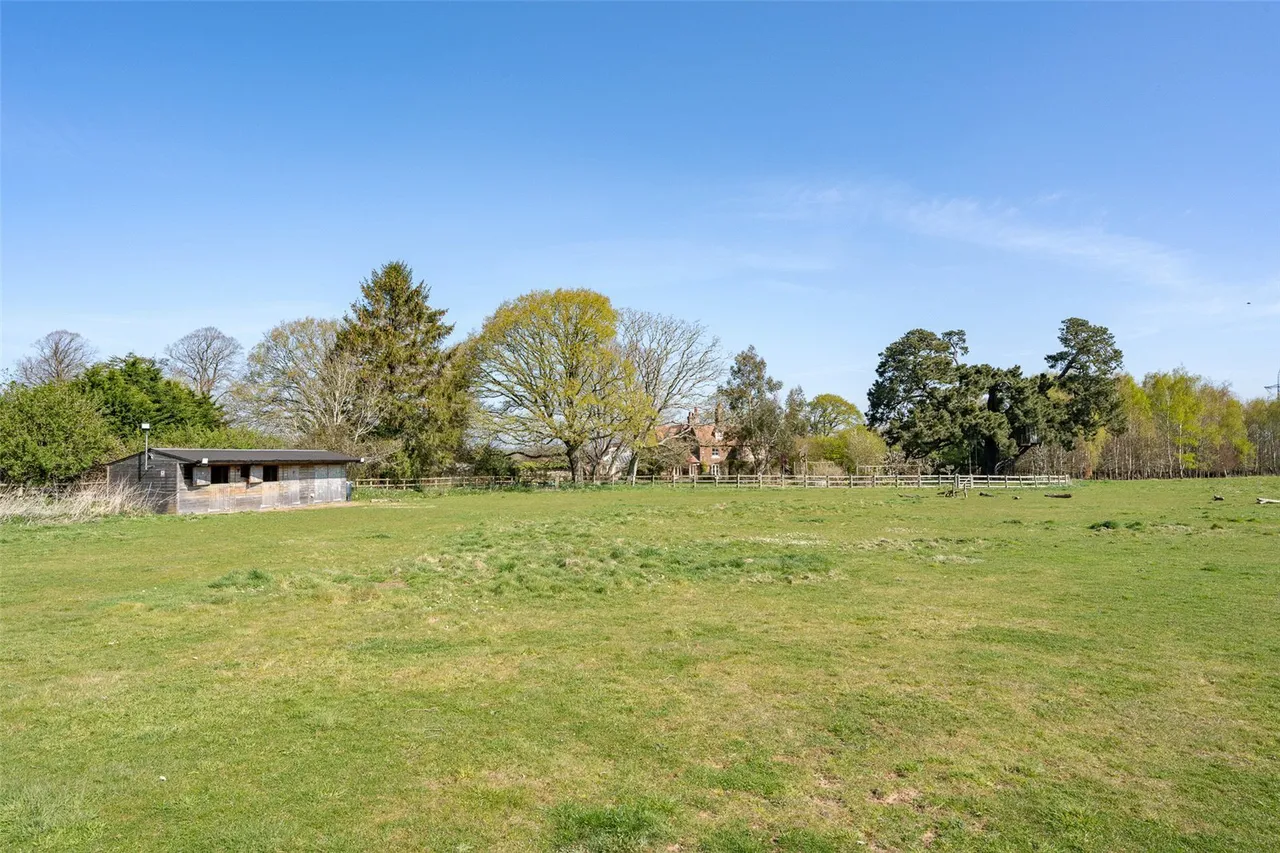 Dorchester Road, Sturminster Marshall, BH21, photo 36