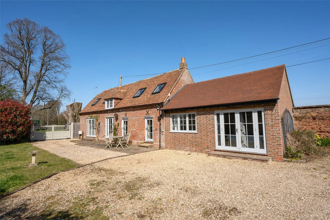 Dorchester Road, Sturminster Marshall, BH21, photo 20