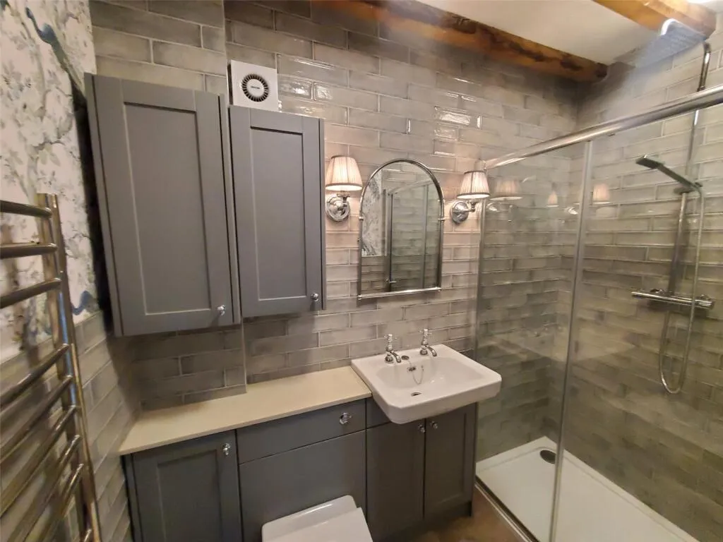 Melksham Road, Lacock, SN15, photo 53