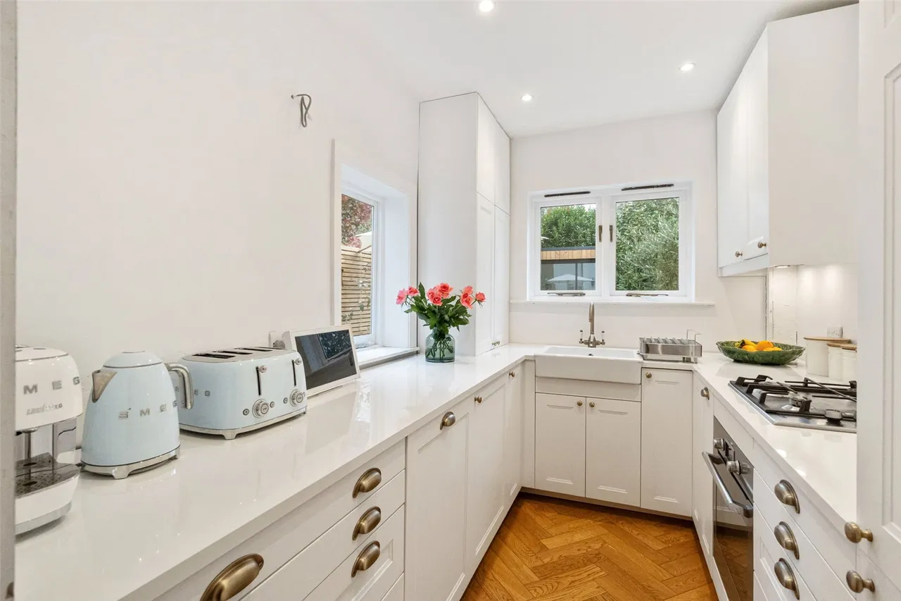Plevna Road, Hampton, TW12, photo 7