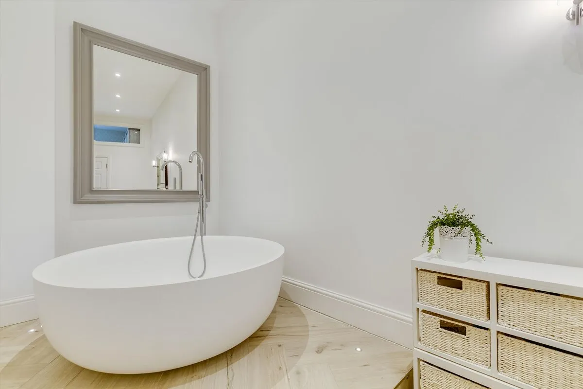 Crescent Grove, London, SW4, photo 15