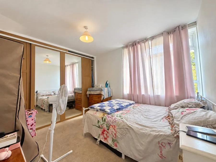 Crescent Road, Wokingham, RG40, photo 4