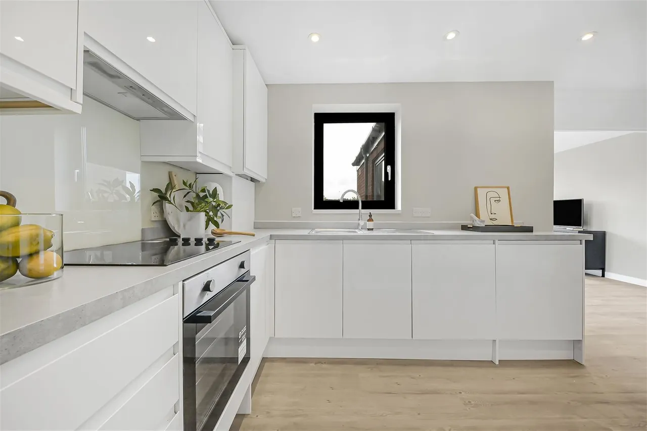 Goldhurst Terrace, London NW6 3HA, photo 8