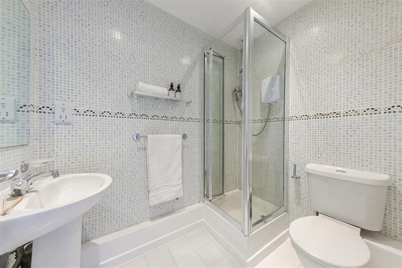 Goldhurst Terrace, London NW6 3HA, photo 11