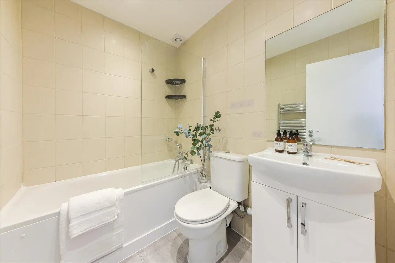 Goldhurst Terrace, London NW6 3HA, photo 13