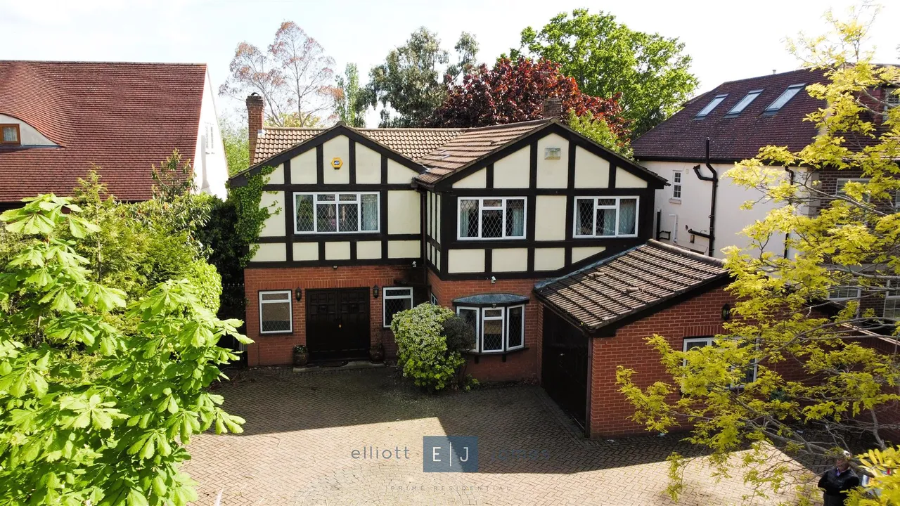 Manor Road, Chigwell, IG7, photo 6