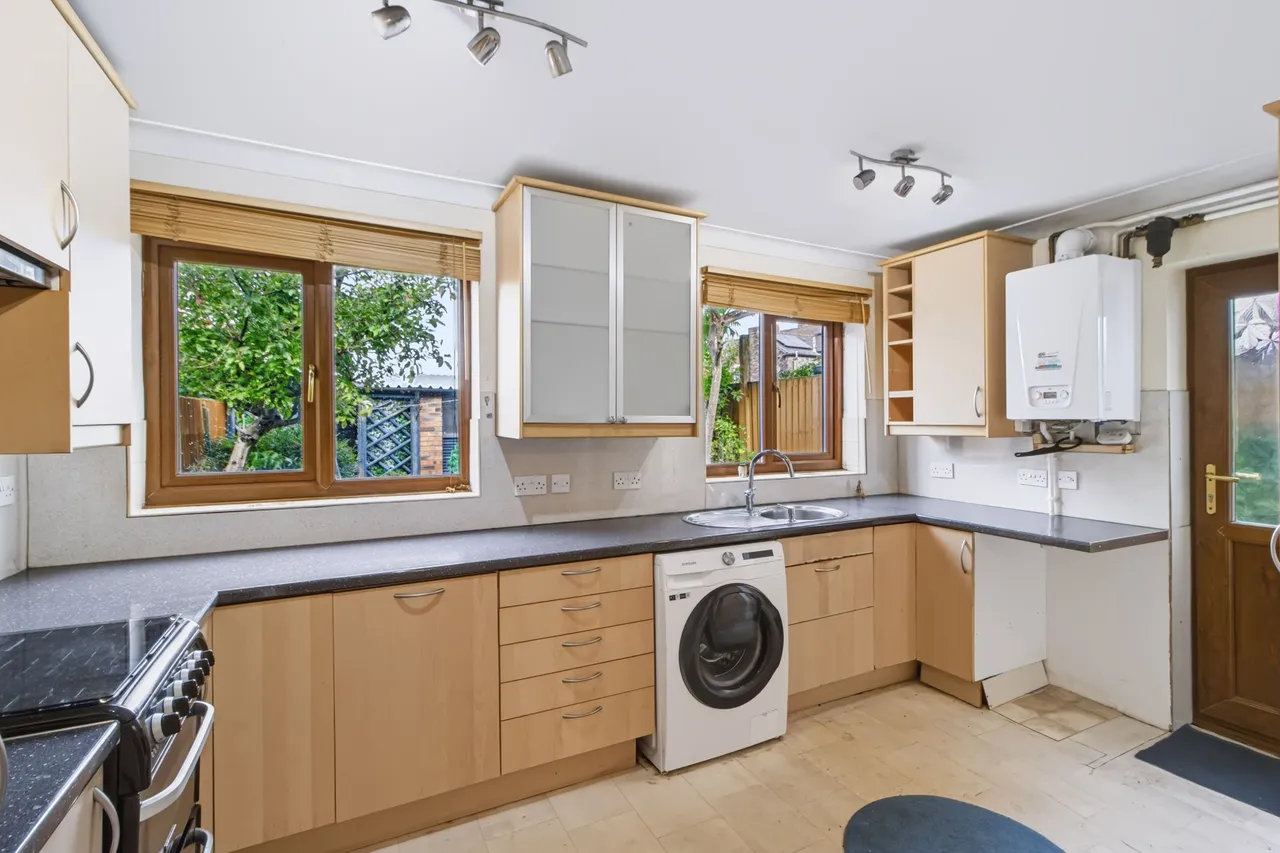 Park Avenue, Warrington, Warrington, WA4 1EB, photo 5