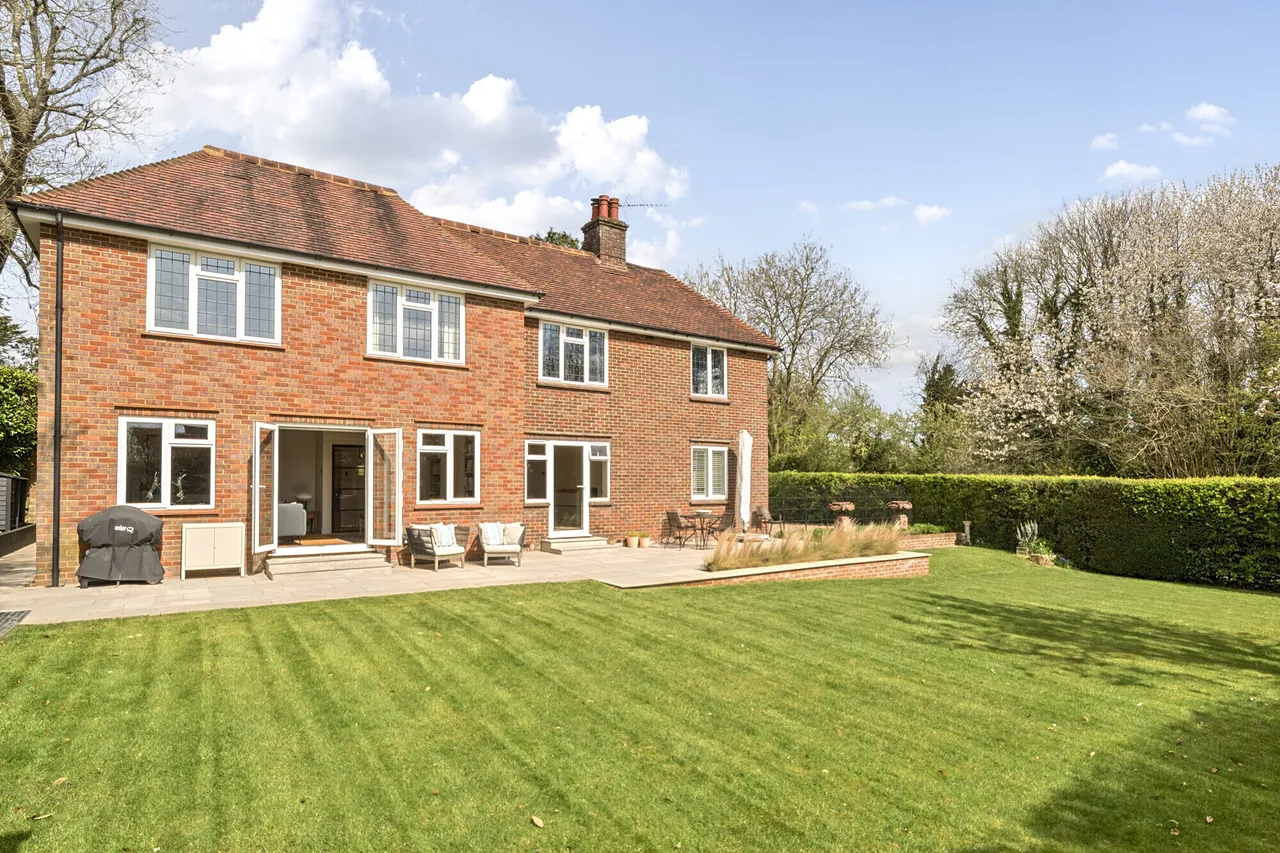 5 bed house for sale — Bernards Close, Great Missenden, HP16